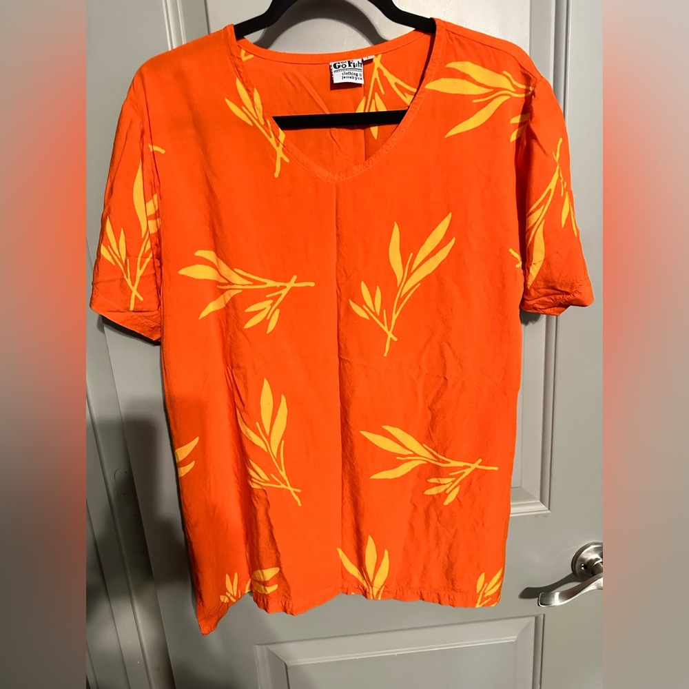 Go Fish Size L Orange Rayon Pullover Blouse EUC